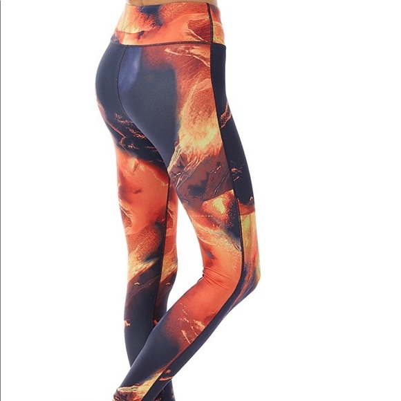 Sweaty Betty Contour Legging in Lava EUC - Picture 4 of 6
